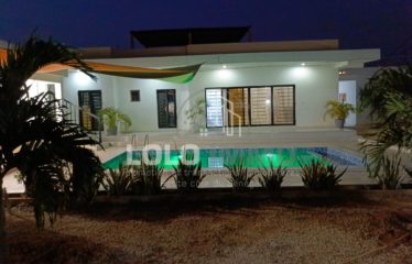 NGAPAROU – VILLA  5 chambres avec piscine à louer (location longue durée).BV416.