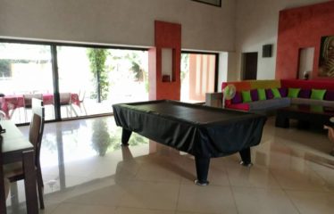 Nguérigne – Villa de 4 chambres plus 2 studios indépendants avec piscine à louer. BV395/1.