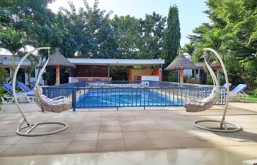 Nguérigne – Villa de 4 chambres plus 2 studios indépendants avec piscine à louer. BV395/1.