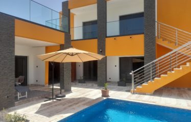 Nguerigne – villa contemporaine neuve de 4 chambres avec piscine à louer.BV445.