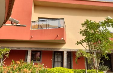 Ngaparou – Chambre meublée dans résidence privée à louer (location longue durée).BV440.
