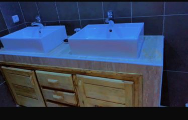 Saly – Appartement T3 avec piscine à louer. BV419.