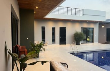 Ndiorokh/Nguérigne – Villa exceptionnelle de haut standing à vendre.BV443.