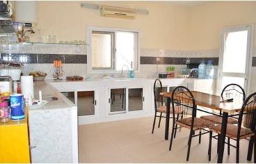 Warang – Villa (bail) 6 chambres avec piscine bord de plage à vendre.BV451.