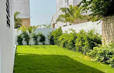 Nianing – Villa neuve 3 chambres avec piscine face à la lagune à vendre.BV452.
