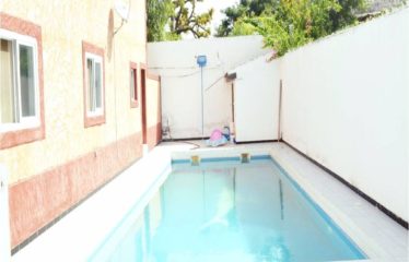 Warang – Villa (bail) 6 chambres avec piscine bord de plage à vendre.BV451.