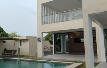 Ngaparou – Villa contemporaine neuve 4 chambres avec piscine à vendre.BV461.
