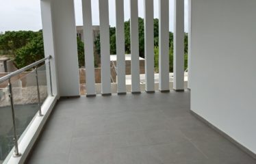 Ngaparou – Villa contemporaine neuve 4 chambres avec piscine à vendre.BV461.