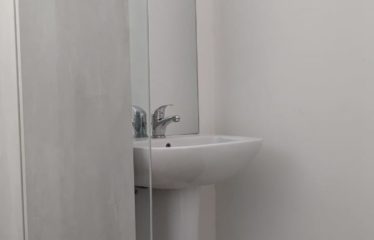 Saly – Villa contemporaine 2 chambres avec piscine à vendre.BV457.