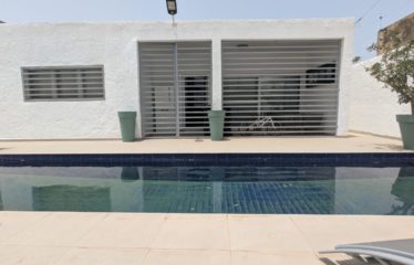 Saly – Villa contemporaine 2 chambres avec piscine à vendre.BV457.