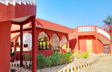 Warang – Propriété composée de 2 petites villas à vendre.BV463.