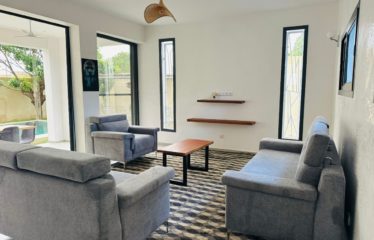 Ngaparou – Villa contemporaine neuve 4 chambres avec piscine à vendre.BV461.