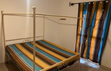 Mbaling-Warang – Villa atypique 2 chambres proche de la plage à vendre.BV458.