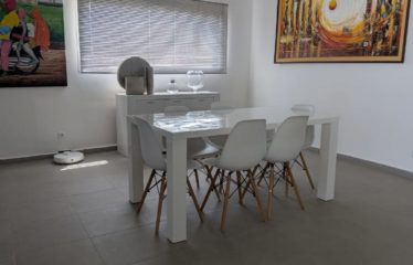 Saly – Villa contemporaine 2 chambres avec piscine à vendre.BV457.