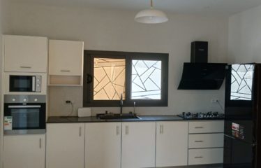 Ngaparou – Villa contemporaine neuve 4 chambres avec piscine à vendre.BV461.
