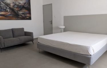 Saly – Villa contemporaine 2 chambres avec piscine à vendre.BV457.