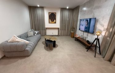 Saly – Villa contemporaine 6 chambres avec piscine en location saisonnière.BV460.
