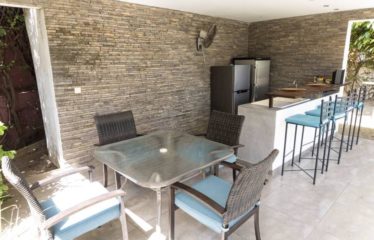 Nguérigne – Sinthiane – Villa contemporaine plain pied 4 chambres avec piscine à vendre.BV468