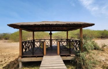 Nianing – Villa 5 chambres avec piscine au bord de la lagune à louer.BV473