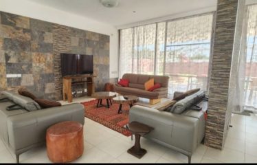 Nguérigne – Villa standing 4 chambres avec piscine à louer.BV472.
