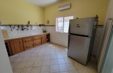 Saly – Villa pieds dans l’eau 6 chambres avec piscine à vendre.BV475.