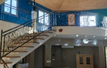 Somone – Villa d&rsquo;architecte 4 chambres avec piscine à vendre.BV482.