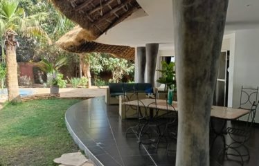 Nguérigne – Villa afro-contemporaine 3 chambres avec piscine à vendre.BV490.