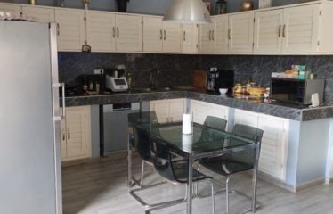 Ngaparou – Villa 3 chambres avec piscine à vendre.BV489.