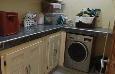 Ngaparou – Villa 3 chambres avec piscine à vendre.BV489.