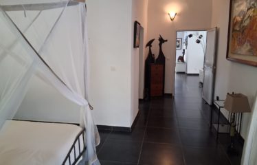 Nianing – Villa moderne originale 5 chambres avec piscine à vendre au bord de la mer.BV497.