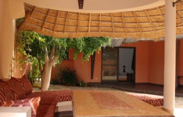 Nguérigne – Villa afro 3 chambres avec piscine à vendre.BV496.