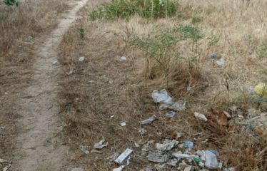 Ngaparou – Terrain proche bord de mer (30 m) de 693 m2 à vendre.BT296.