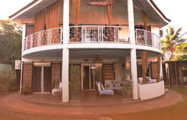 Saly – Charmante villa 3 chambres munie d&rsquo;un Titre Foncier avec piscine privée à vendre.BV513.