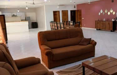 Somone – Villa plain-pied 5 chambres avec piscine à vendre.BV511.