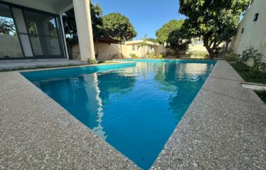 Ngaparou – Villa contemporaine neuve 4 chambres avec piscine à vendre.BV 510.
