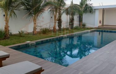 Ngaparou – Villa 3 chambres avec piscine à louer.BV512.