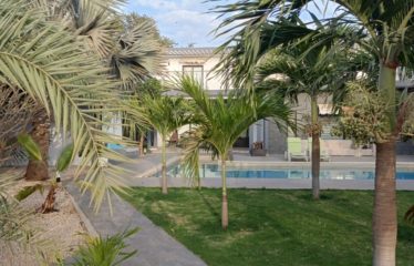 NGUERIGNE : Villa contemporaine 4 chambres avec piscine à vendre.BV436