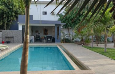 NGUERIGNE : Villa contemporaine 4 chambres avec piscine à vendre.BV436