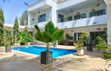 Ngaparou – Villa contemporaine 6 chambres avec piscine à louer.BV520.