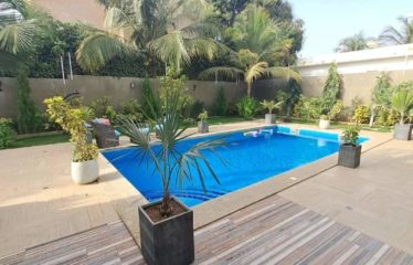 Ngaparou – Villa contemporaine 6 chambres avec piscine à louer.BV520.