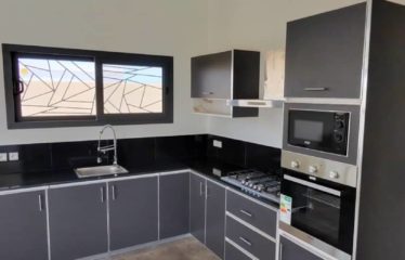 Ngaparou – Villa 4 chambres avec piscine à louer. BV519.