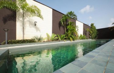 Nguérigne – Villa contemporaine de standing 4 chambres avec piscine en TF à vendre.BV526.