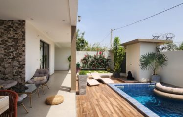 Ngaparou – Villa contemporaine de standing 4 chambres avec piscine à louer.BV525