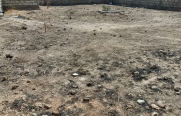 Ndiorokh/Nguérigne – Terrain de 853 m2 à vendre.BT316.