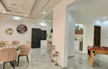 Ngaparou – Villa contemporaine de standing 4 chambres avec piscine à louer.BV525