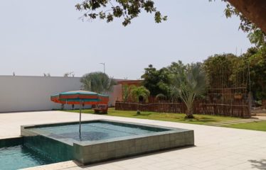Nguekokh – Keur Gondé – Vaste propriété aménagée avec piscine à vendre.BV535