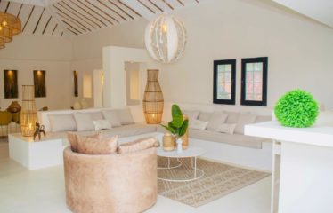 Nguérigne – Somptueuse villa 5 chambres avec piscine à vendre.BV534.