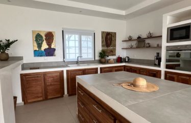 Nguérigne – Villa contemporaine 6 chambres avec piscine à vendre.BV533.