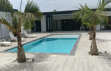 Nguérigne – Villa contemporaine 3 chambres dont 1 indépendante avec piscine à louer.BV536.